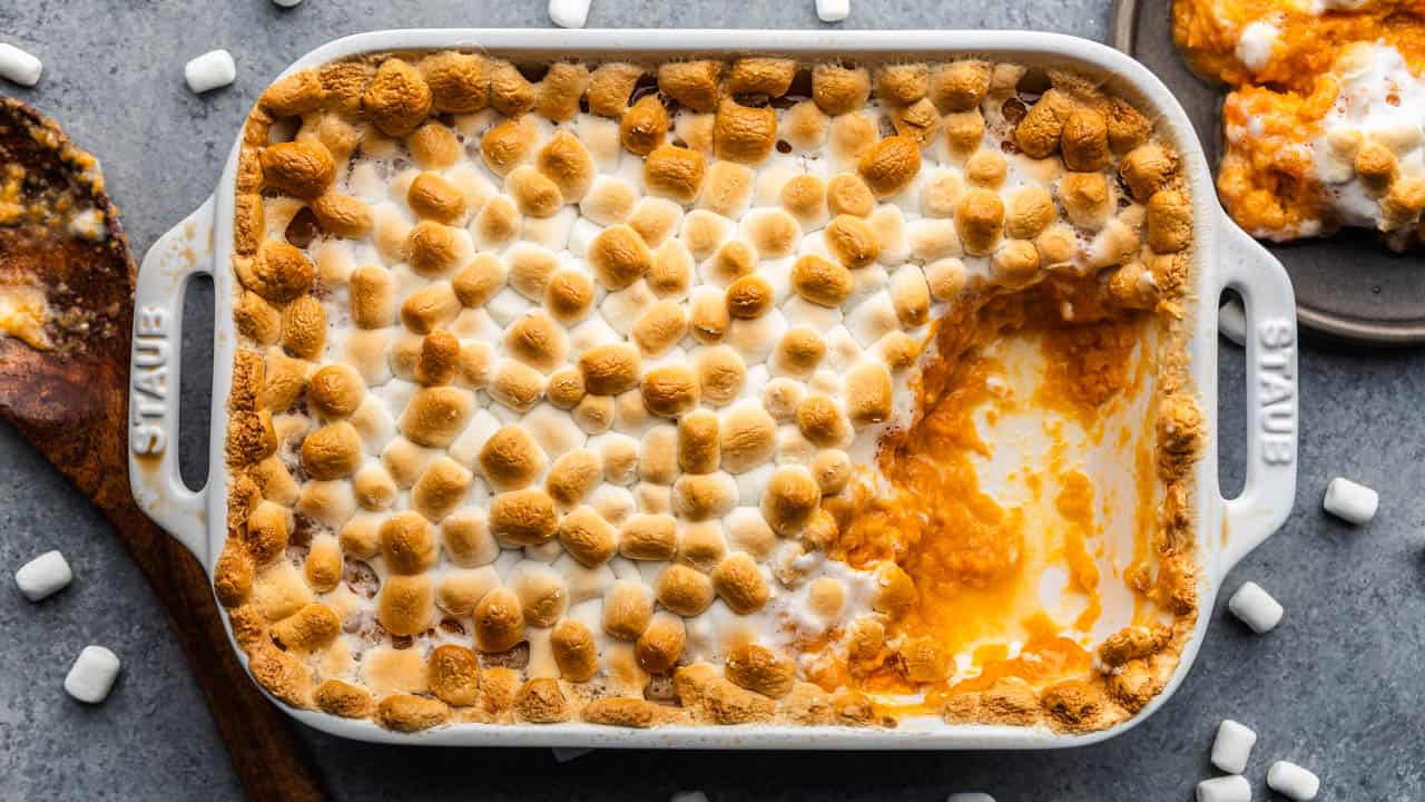 Sweet Potato Casserole with Marshmallows: The Ultimate Crowd-Pleaser